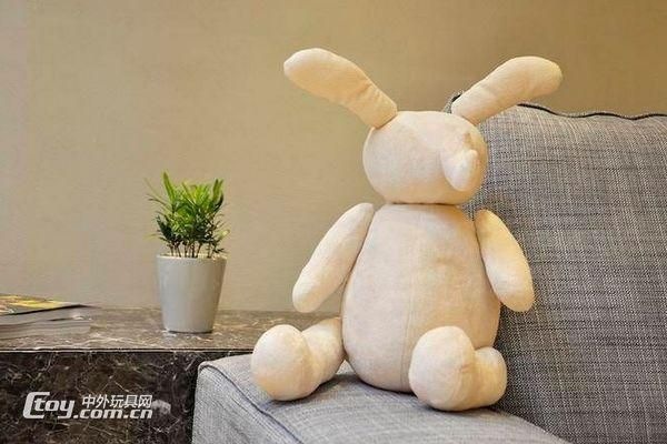 毛絨玩具，毛絨公仔，毛絨玩偶